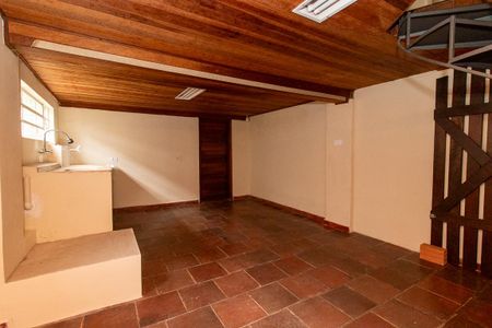 Casa à venda com 175m², 3 quartos e 2 vagas Casa à venda com 175m², 3 quartos e 2 vagasÁrea de Serviço