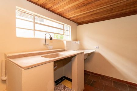 Casa à venda com 175m², 3 quartos e 2 vagas Casa à venda com 175m², 3 quartos e 2 vagasÁrea de Serviço