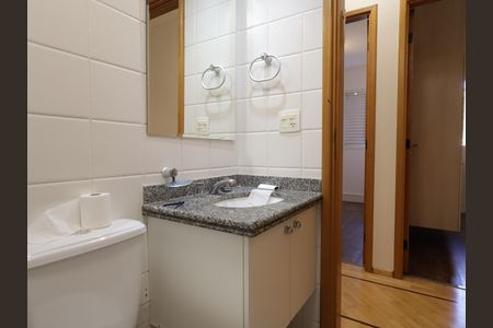 Apartamento à venda com 78m², 3 quartos e 2 vagasBanheiro