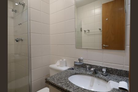 Apartamento à venda com 78m², 3 quartos e 2 vagasBanheiro