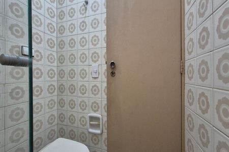 Apartamento para alugar com 62m², 2 quartos e 2 vagas Apartamento para alugar com 62m², 2 quartos e 2 vagasBanheiro