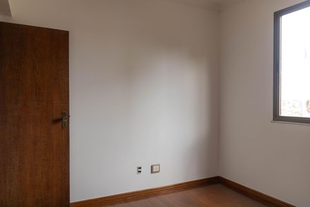 Apartamento à venda com 160m², 4 quartos e 2 vagas Apartamento à venda com 160m², 4 quartos e 2 vagasQuarto 3