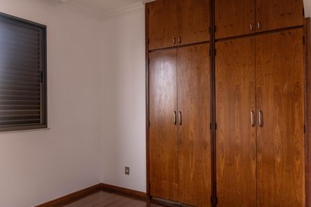 Apartamento à venda com 160m², 4 quartos e 2 vagas Apartamento à venda com 160m², 4 quartos e 2 vagasQuarto 3
