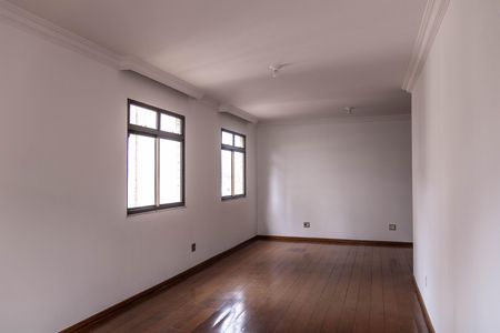 Apartamento à venda com 4 quartos, 160m² em Grajaú, Belo Horizonte