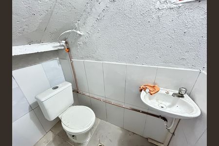 Apartamento para alugar com 55m², 3 quartos e sem vagaBanheiro do Quarto anexo