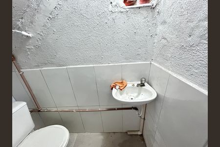 Apartamento para alugar com 55m², 3 quartos e sem vagaBanheiro do Quarto anexo