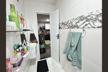 Apartamento para alugar com 55m², 3 quartos e sem vagaBanheiro