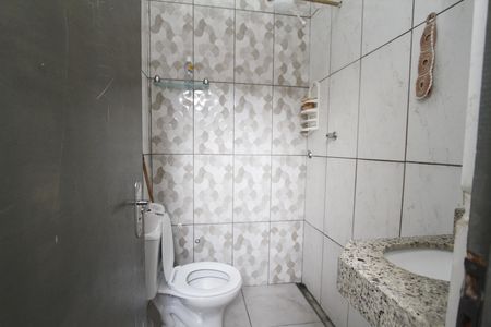 Banheiro 1 de casa à venda com 4 quartos, 360m² em Novo São Francisco, Belo Horizonte