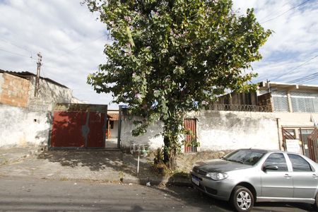 Fachada de casa à venda com 4 quartos, 360m² em Novo São Francisco, Belo Horizonte