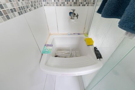 Banheiro de kitnet/studio para alugar com 1 quarto, 40m² em Bela Vista, São Paulo