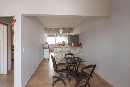 Sala de casa para alugar com 2 quartos, 90m² em Parque Beatriz, Campinas