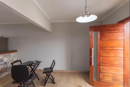 Sala de casa para alugar com 2 quartos, 90m² em Parque Beatriz, Campinas