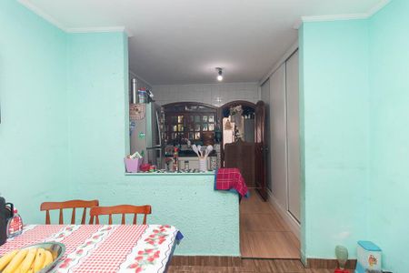 Casa à venda com 82m², 2 quartos e 2 vagas Casa à venda com 82m², 2 quartos e 2 vagasCozinha
