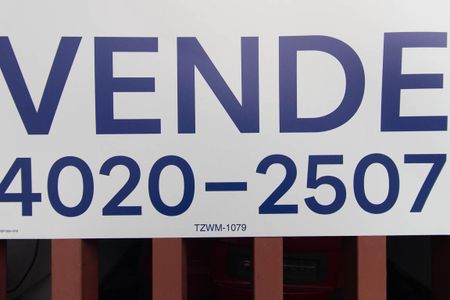 Casa à venda com 82m², 2 quartos e 2 vagas Casa à venda com 82m², 2 quartos e 2 vagasPlaca TZWM-1079