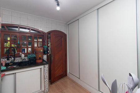 Casa à venda com 82m², 2 quartos e 2 vagas Casa à venda com 82m², 2 quartos e 2 vagasCozinha
