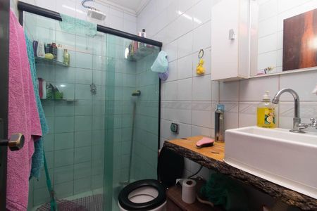Casa à venda com 82m², 2 quartos e 2 vagas Casa à venda com 82m², 2 quartos e 2 vagasBanheiro