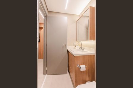 Apartamento à venda com 96m², 2 quartos e 2 vagas Apartamento à venda com 96m², 2 quartos e 2 vagasBanheiro da Suíte 1
