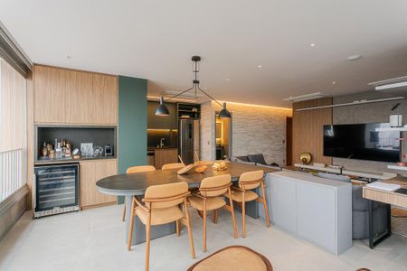 Apartamento à venda com 96m², 2 quartos e 2 vagas Apartamento à venda com 96m², 2 quartos e 2 vagasSala