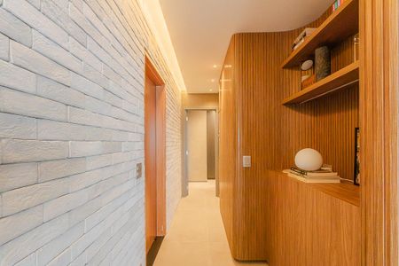Apartamento à venda com 96m², 2 quartos e 2 vagas Apartamento à venda com 96m², 2 quartos e 2 vagasCorredor