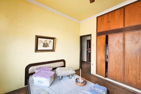 Casa à venda com 1000m², 4 quartos e 10 vagas Casa à venda com 1000m², 4 quartos e 10 vagasQuarto 2