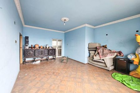 Casa à venda com 1000m², 4 quartos e 10 vagas Casa à venda com 1000m², 4 quartos e 10 vagasSala