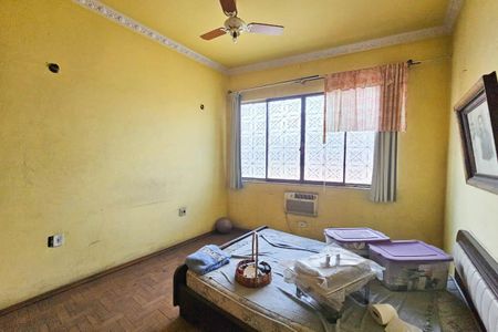 Casa à venda com 1000m², 4 quartos e 10 vagas Casa à venda com 1000m², 4 quartos e 10 vagasQuarto 2
