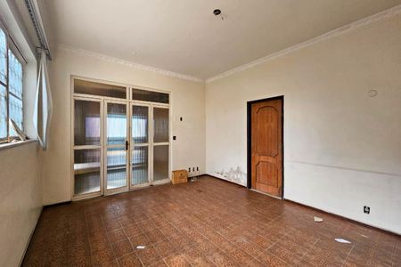 Casa à venda com 1000m², 4 quartos e 10 vagas Casa à venda com 1000m², 4 quartos e 10 vagasSala 2
