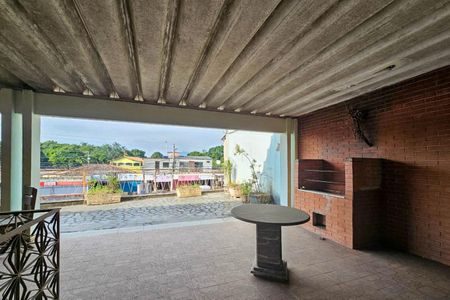 Casa à venda com 1000m², 4 quartos e 10 vagas Casa à venda com 1000m², 4 quartos e 10 vagasÁrea externa