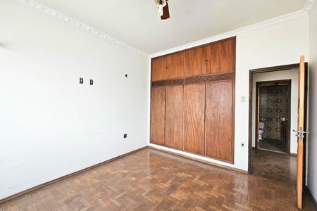 Casa à venda com 1000m², 4 quartos e 10 vagas Casa à venda com 1000m², 4 quartos e 10 vagasQuarto 3