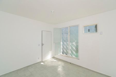 Casa para alugar com 55m², 1 quarto e sem vaga Casa para alugar com 55m², 1 quarto e sem vagaQuarto