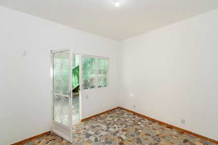 Casa para alugar com 55m², 1 quarto e sem vaga Casa para alugar com 55m², 1 quarto e sem vagaSala