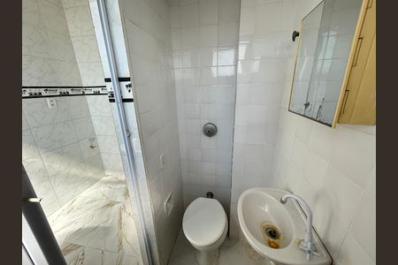 Apartamento para alugar com 68m², 2 quartos e 1 vagaBanheiro de serviço