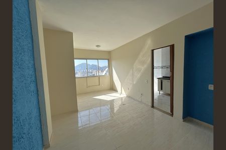Sala de apartamento para alugar com 2 quartos, 68m² em Praça Seca, Rio de Janeiro