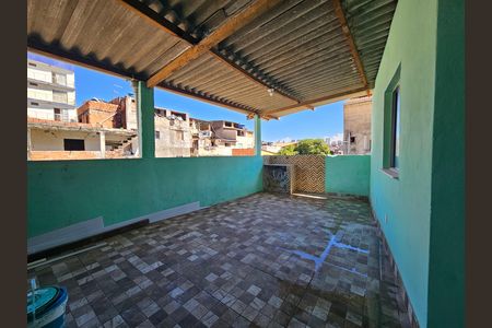 Casa para alugar com 90m², 2 quartos e sem vaga Casa para alugar com 90m², 2 quartos e sem vagaVaranda