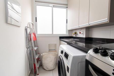 Apartamento à venda com 57m², 2 quartos e 1 vagaCozinha e Área de Serviço