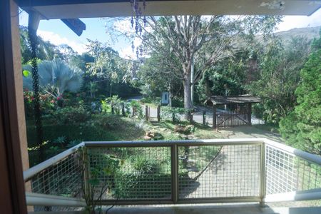 Casa de condomínio à venda com 3000m², 4 quartos e 2 vagas Casa de condomínio à venda com 3000m², 4 quartos e 2 vagasvaranda suite