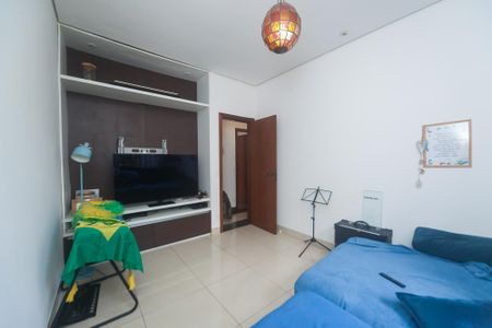 Casa de condomínio à venda com 3000m², 4 quartos e 2 vagas Casa de condomínio à venda com 3000m², 4 quartos e 2 vagasSala de TV