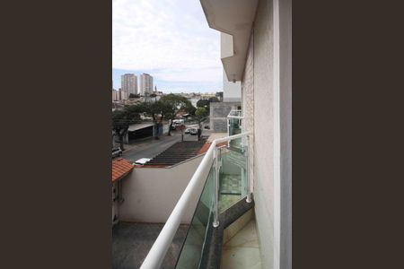 Casa para alugar com 99m², 2 quartos e 2 vagas