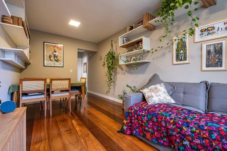 Sala de apartamento à venda com 2 quartos, 50m² em Sumaré, São Paulo