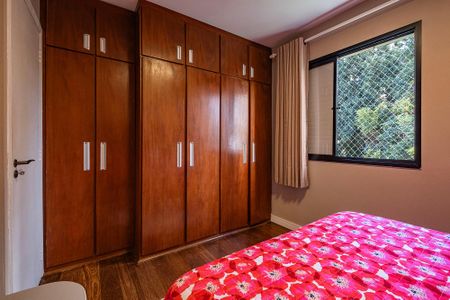 Quarto 1 de apartamento à venda com 2 quartos, 50m² em Sumaré, São Paulo