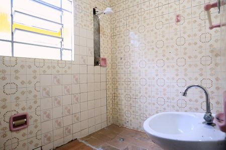 Casa para alugar com 180m², 2 quartos e 2 vagas Casa para alugar com 180m², 2 quartos e 2 vagasBanheiro