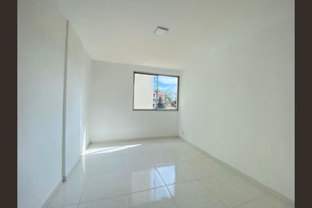 Apartamento para alugar com 2 quartos, 64m² em Todos Os Santos, Rio de Janeiro