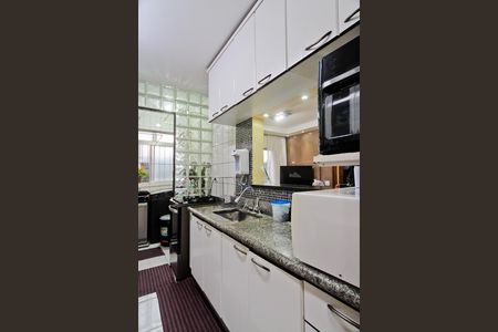Cozinha de apartamento para alugar com 2 quartos, 62m² em Jardim Paraiso, São Paulo