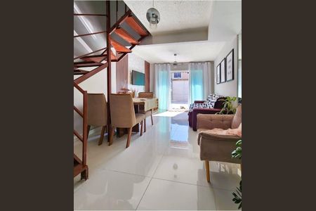 Casa de condomínio para alugar com 60m², 2 quartos e 1 vaga Casa de condomínio para alugar com 60m², 2 quartos e 1 vagaSala