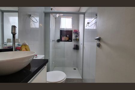 Apartamento à venda com 70m², 2 quartos e 1 vaga Apartamento à venda com 70m², 2 quartos e 1 vagaBanheiro