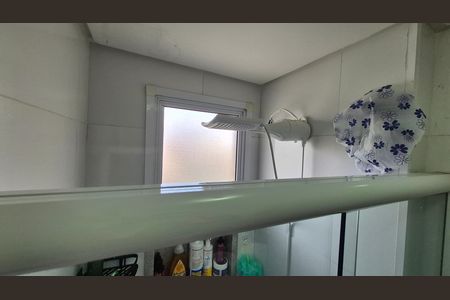 Apartamento à venda com 70m², 2 quartos e 1 vaga Apartamento à venda com 70m², 2 quartos e 1 vagaBanheiro da suíte