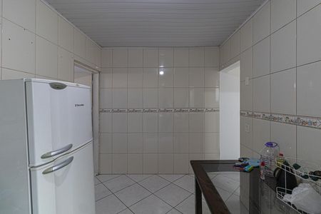 Casa à venda com 160m², 4 quartos e sem vaga Casa à venda com 160m², 4 quartos e sem vagaCasa 2 Cozinha
