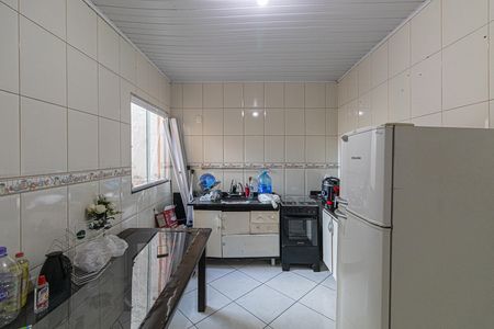 Casa à venda com 160m², 4 quartos e sem vaga Casa à venda com 160m², 4 quartos e sem vagaCasa 2 Cozinha