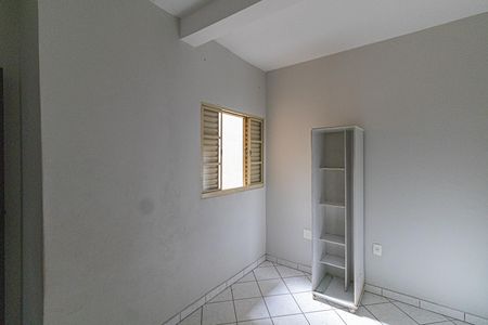 Casa à venda com 160m², 4 quartos e sem vaga Casa à venda com 160m², 4 quartos e sem vagaCasa 1 Quarto 2