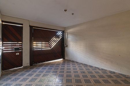 Casa à venda com 160m², 4 quartos e sem vaga Casa à venda com 160m², 4 quartos e sem vagaGaragem